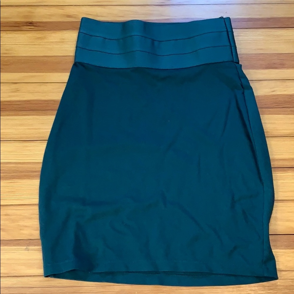 Max studio skirt